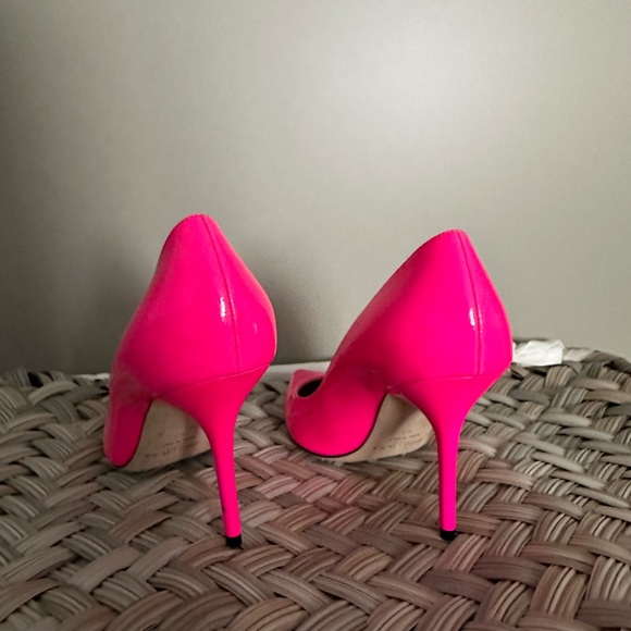 Jimmy Choo Women's Pink Pumps - Picture 3 of 4